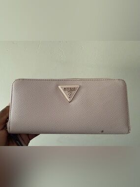 Guess Saffiano Triangular Logo Wallet in Dusty Pink